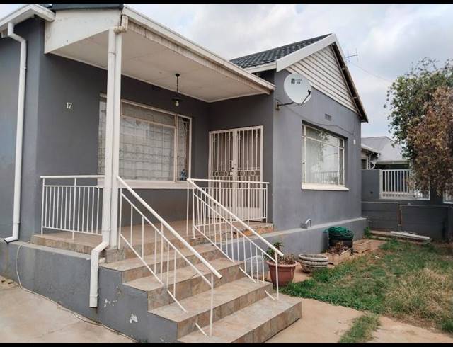 3 BEDROOM HOUSE FOR SALE IN KENSINGTON